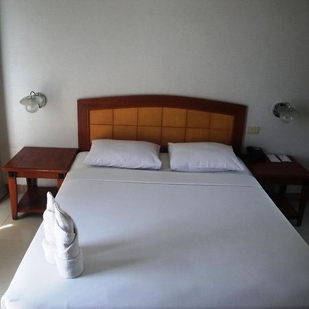 Hotel Celebes Манадо Номер фото